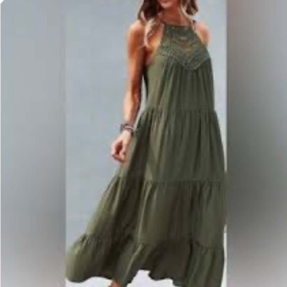 NWOT Miss Sparkling Maxi Tiered Ruffled Dress. Size Large.‎